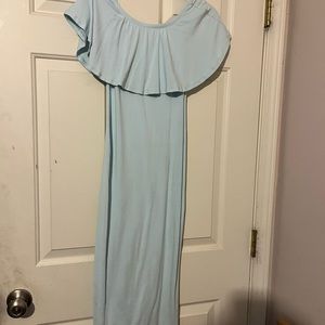 Gorgeous light blue summer dress!